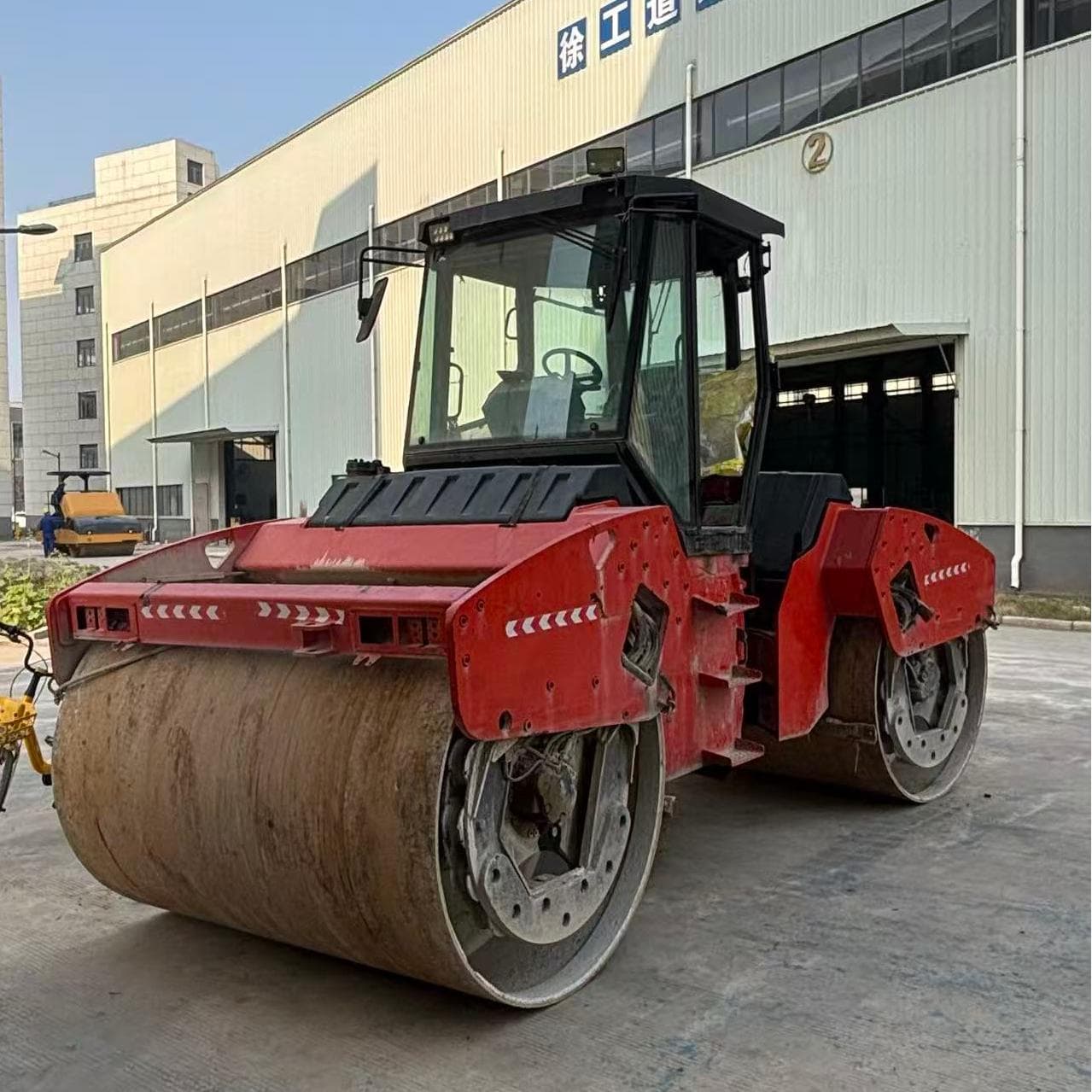 悍马 HD O120V 压路机
